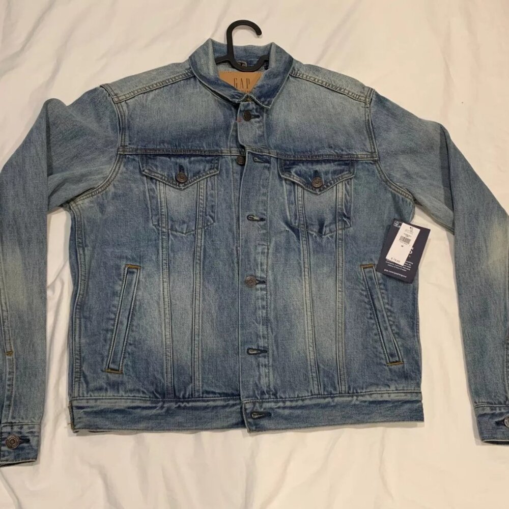 New Men's Gap Classic Denim Jean Jacket in Medium Wash - Size M